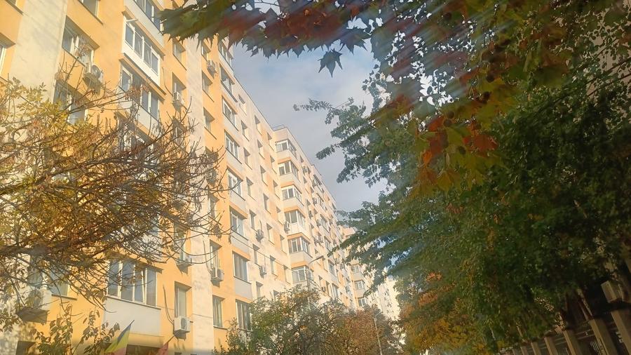 Apartament cu 2 camere decomandat în Iancului