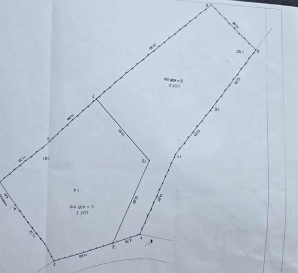 Teren Construcții de 811 mp, în Brebu
