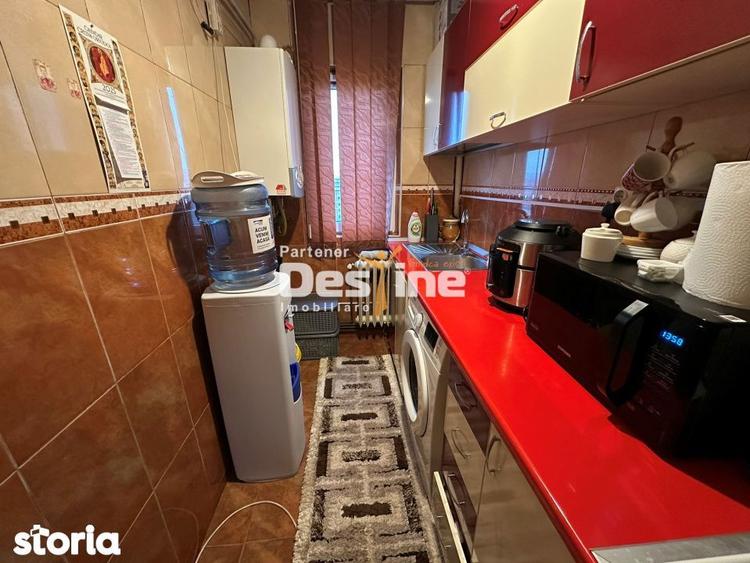 Apartament cu 2 camere decomandat, mobilat în Ultracentral