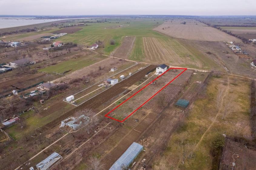 Teren Construcții intravilan de 1293 mp, în Cornetu