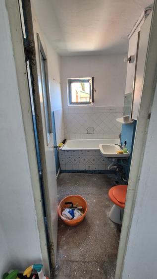 Apartament 2 camere | Zona Cetate | 50 mp | Ideal pentru renovare - 4