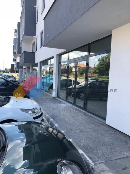 Spațiu comercial, de 200 mp, în Dâmbul Rotund