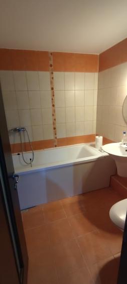 Apartament cu 2 camere decomandat în Basarabia