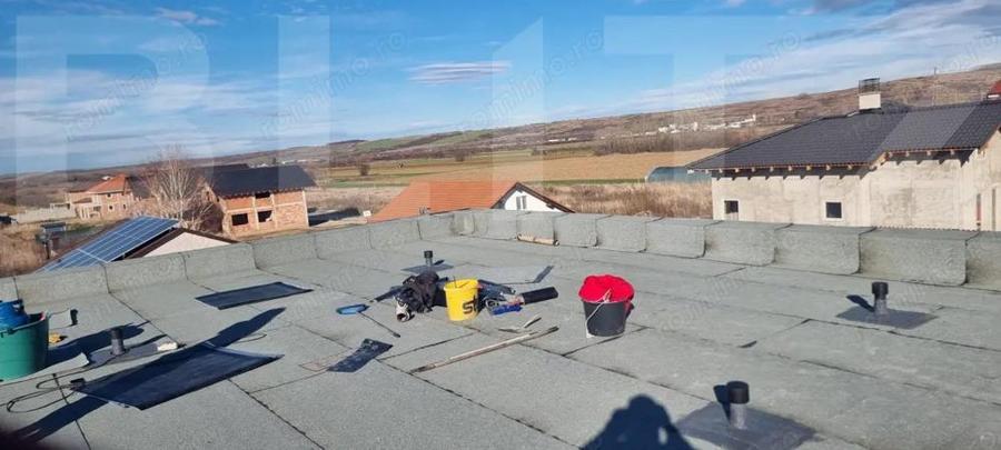 Casă cu Teren 800 Mp în Central