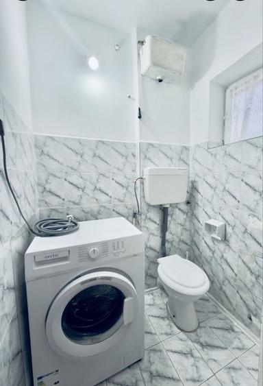 Apartament cu 3 camere decomandat în Răcădău
