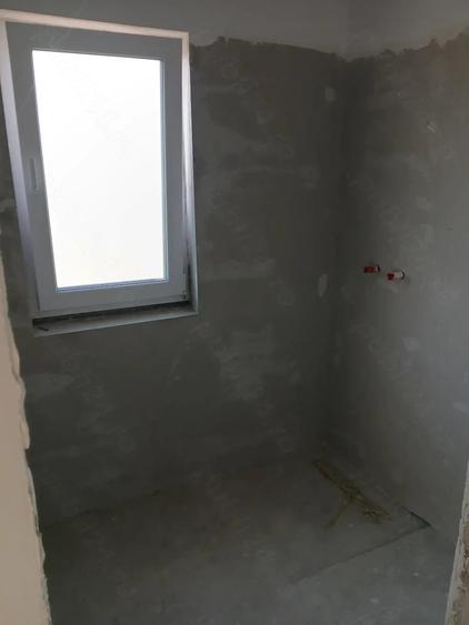 Casă cu Teren 756 Mp în Covaci