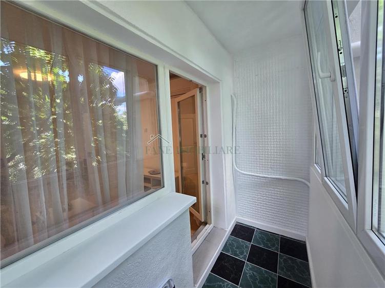 Apartament cu 2 camere semidecomandat în Aviației
