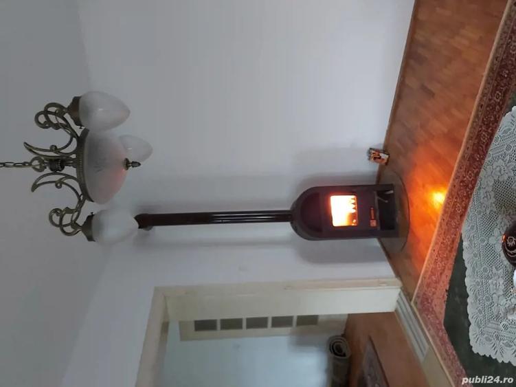 Casă cu 4 camere în Central