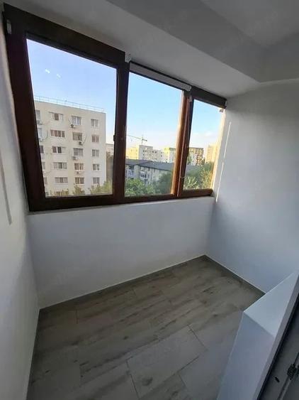 Garsonieră semidecomandată în Basarabia