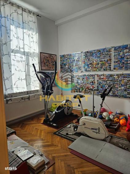 Apartament cu 6 camere, mobilat în Victoriei