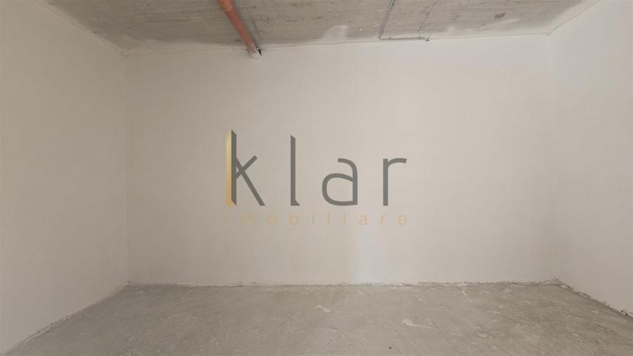 Spațiu comercial, de 372 mp, în Între Lacuri