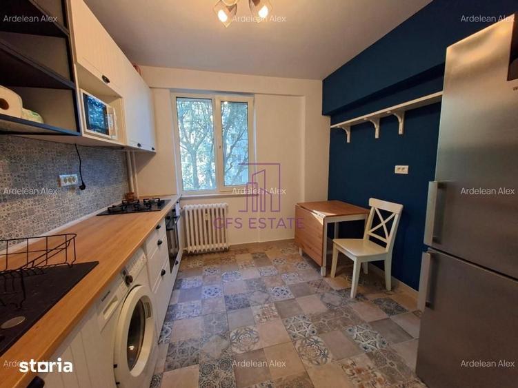 Apartament cu 3 camere decomandat în Dristor