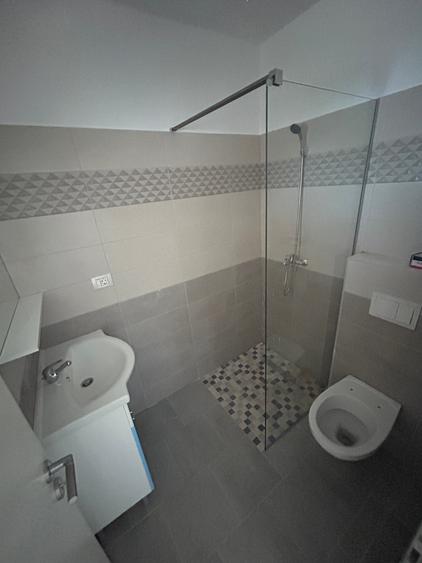Duplex cu 3 camere cu Canalizare în Moșnița Veche