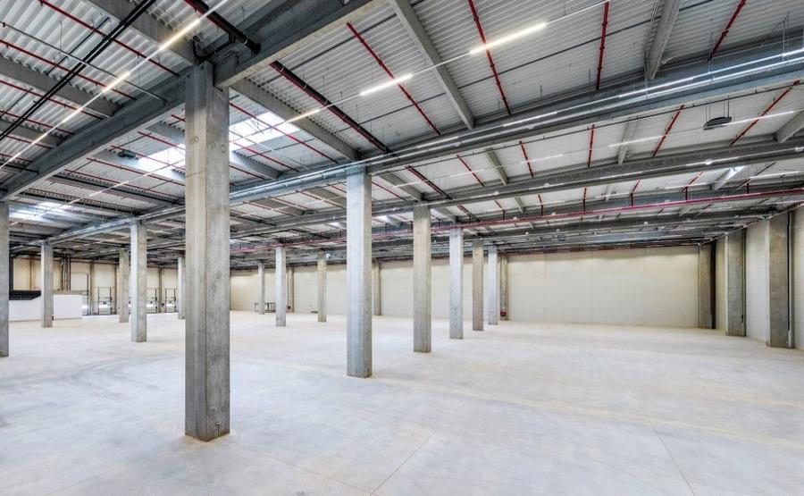 Spațiu industrial, de 270,000 mp, în Exterior Vest