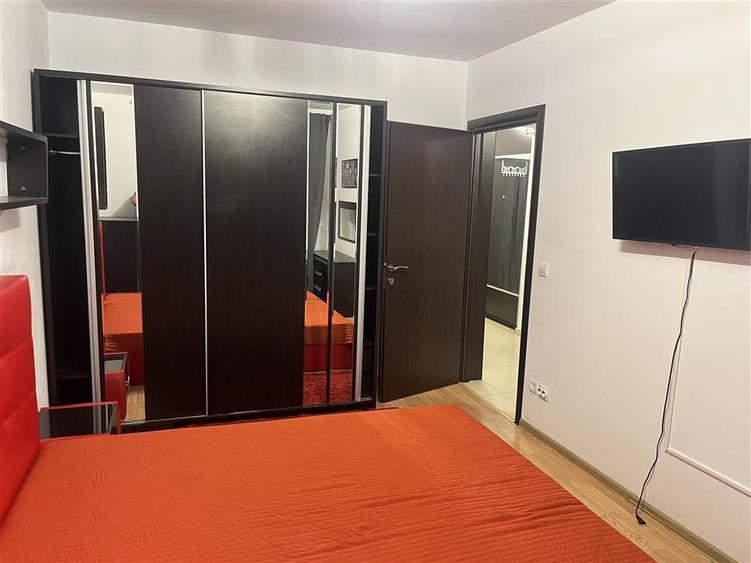 Apartament cu 2 camere semidecomandat, mobilat în Mihai Bravu
