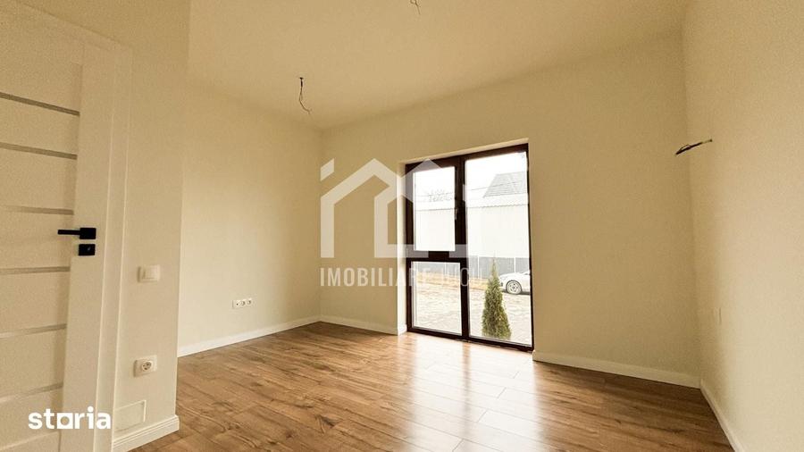 Apartament cu 3 camere în Jucu
