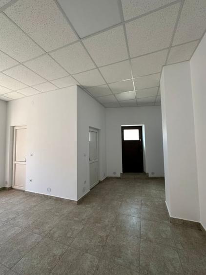 Spațiu comercial, de 90 mp, în Reghin