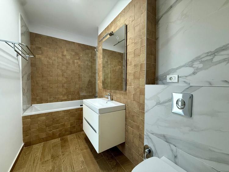 Casă cu 5 camere cu Canalizare în Pipera