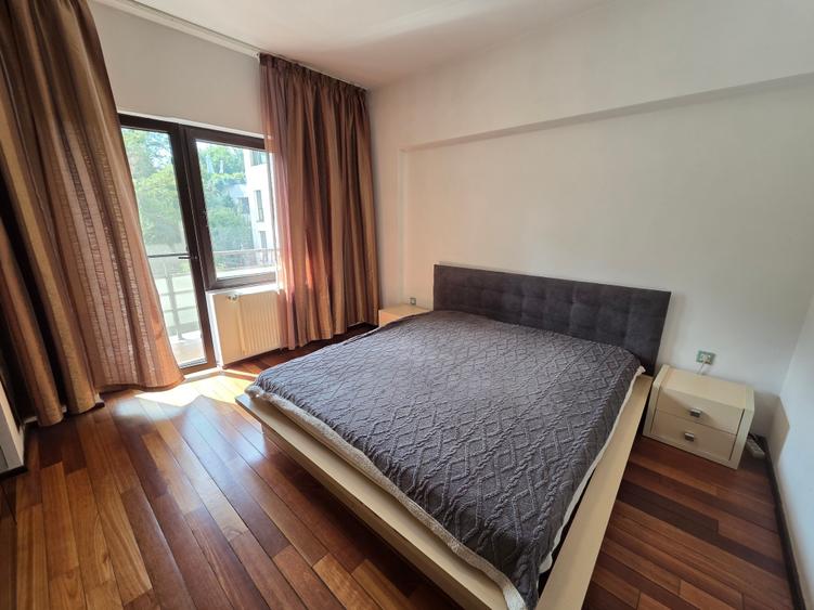 Apartament cu 2 camere semidecomandat în Văcăresti