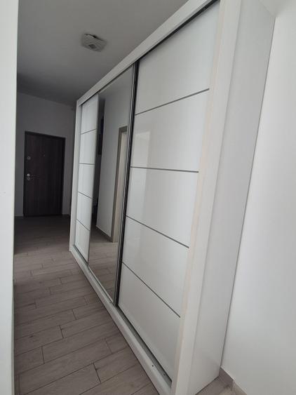 Apartament cu 2 camere semidecomandat în Păcii