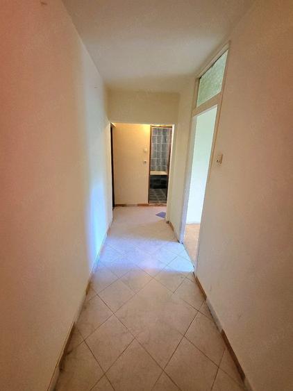 Apartament cu 2 camere decomandat în Plopilor