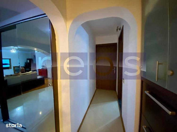 Apartament cu 3 camere decomandat în Drumul Sării