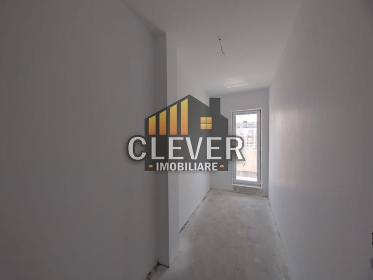 Penthouse cu 4 camere decomandat în Theodor Pallady