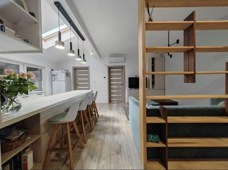 Apartament cu 3 camere decomandat în Micălaca