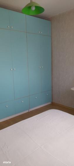 Apartament cu 2 camere decomandat în Podu Roș
