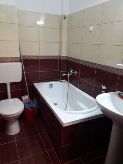 Garsonieră decomandată în Palazu Mare