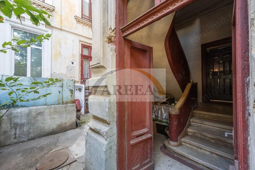 Casă cu 5 camere cu Canalizare în Unirii