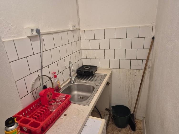 Garsonieră decomandată, mobilată în Complex Studențesc