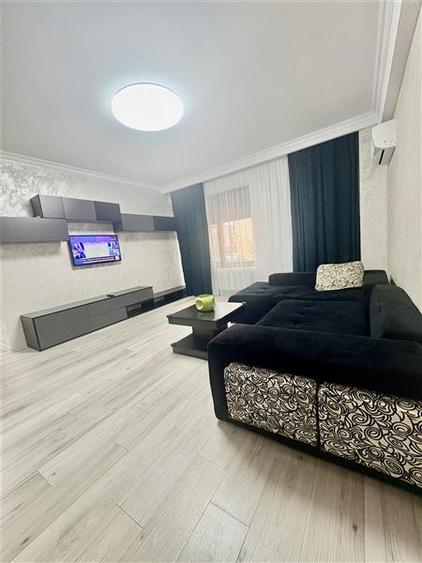 Apartament cu 2 camere decomandat, mobilat în Tomis Plus