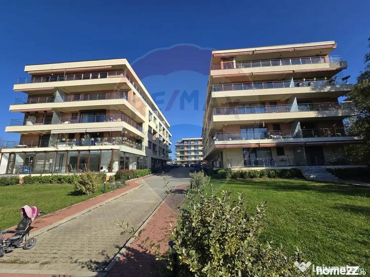 Apartament cu 3 camere semidecomandat, mobilat în Snagov
