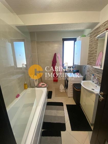 Apartament cu 2 camere semidecomandat în Păcurari
