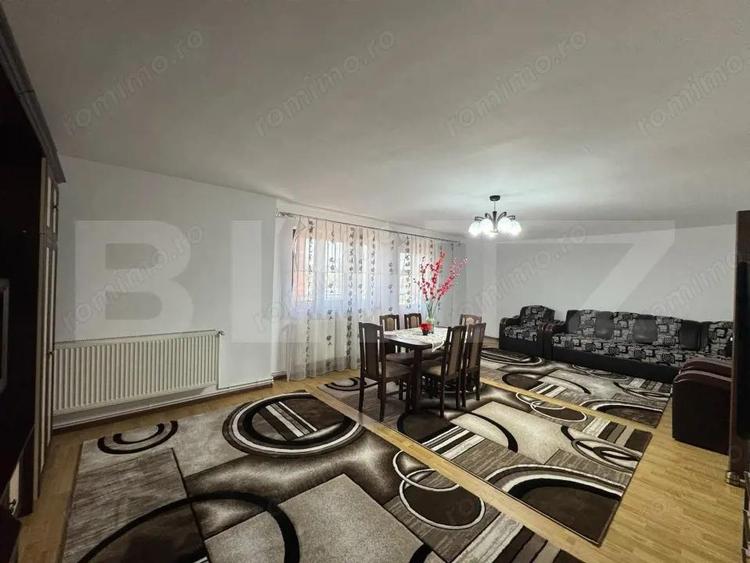 Casă cu 6 camere cu Teren 1000 Mp în Hunedoara