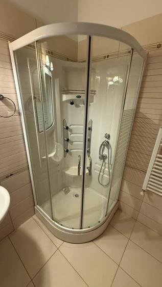Apartament cu 3 camere decomandat, mobilat în Herăstrău
