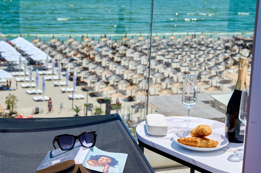 Apartament cu 2 camere decomandat în Mamaia-Sat
