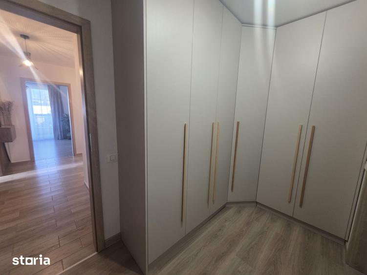 Apartament cu 3 camere în Astra