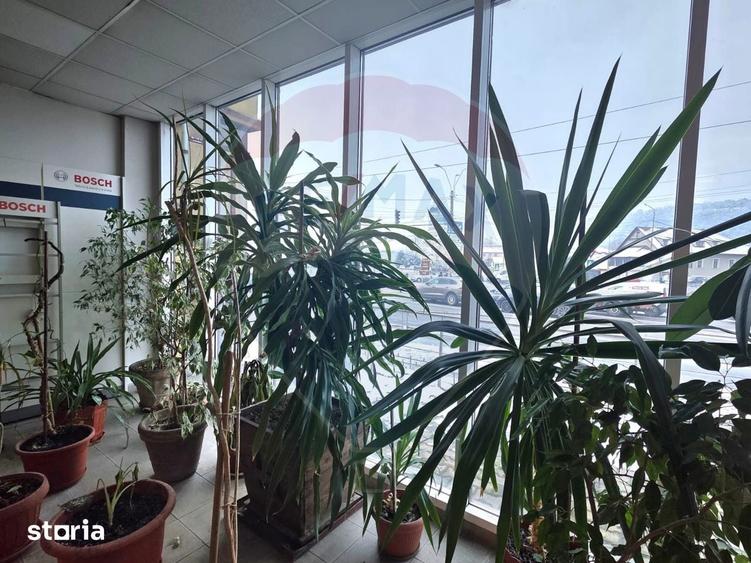 Spațiu comercial, de 120 mp, în Central