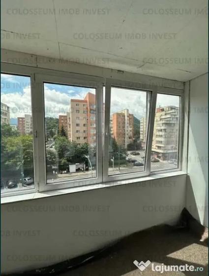Apartament cu 2 camere decomandat în Centrul Civic