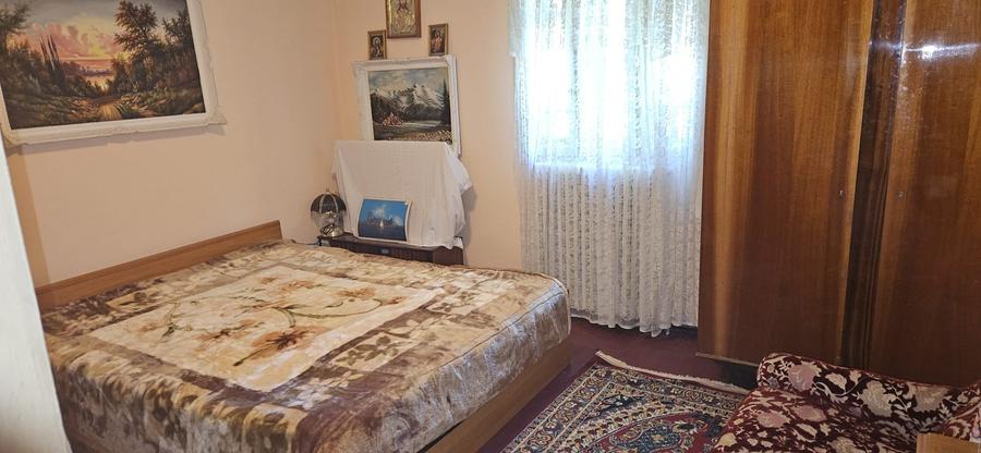 Casă individuală cu 6 camere cu Garaj în Vaduri