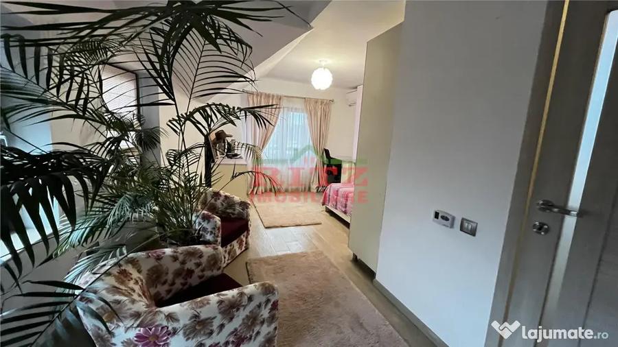 Casă cu 4 camere cu Teren 560 Mp în Central