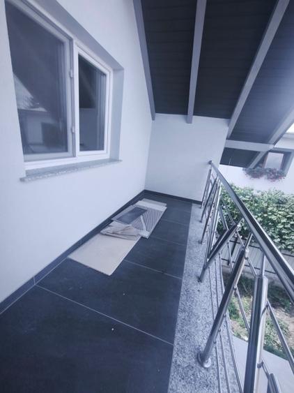 Casă individuală cu 5 camere cu Canalizare în Exterior Nord