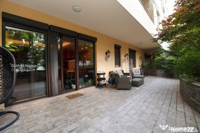 Apartament cu 3 camere semidecomandat în Herăstrău