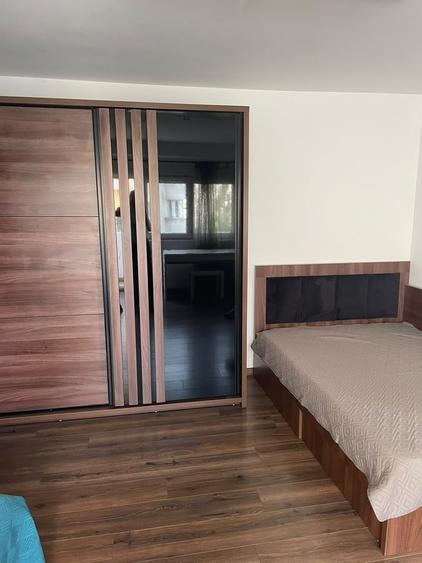 Garsonieră decomandată în Muncii
