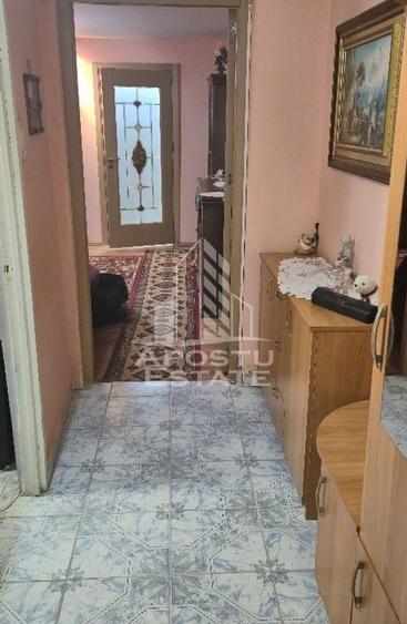 Apartament cu 2 camere, semidecomandat, confort 1 , Spita... - 1
