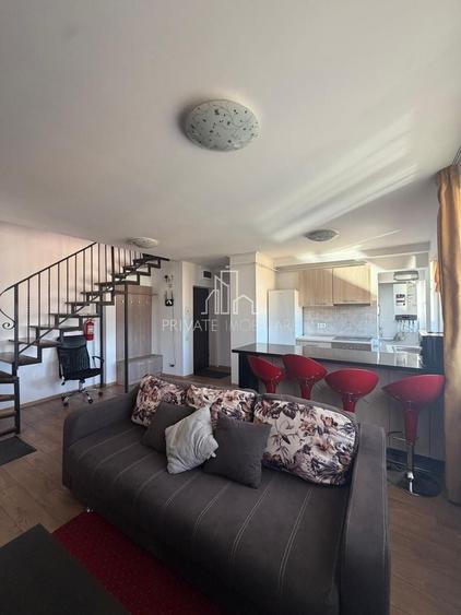 Apartament cu 5 camere decomandat în 7 Noiembrie