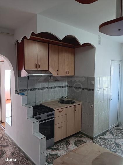 Apartament cu 3 camere în Remetea