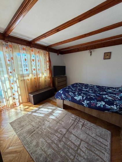 Casă cu 4 camere în Petros